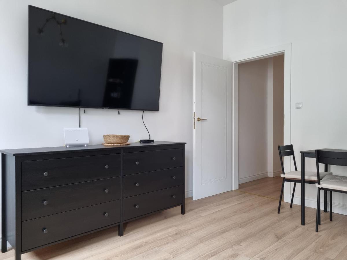 Apartament W Kamienicy Apartment Познан Екстериор снимка